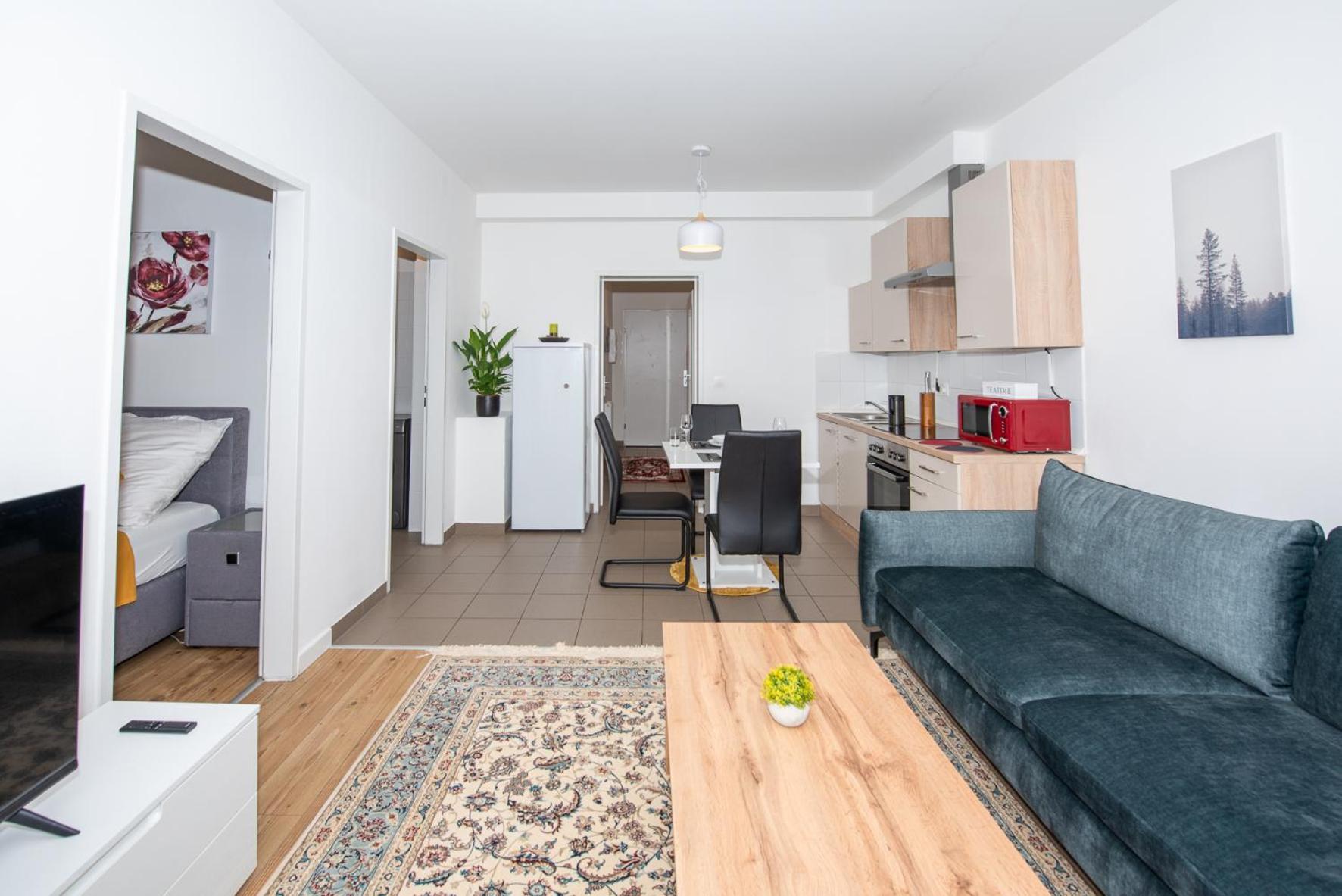 Lipi Apartment Wina Bagian luar foto