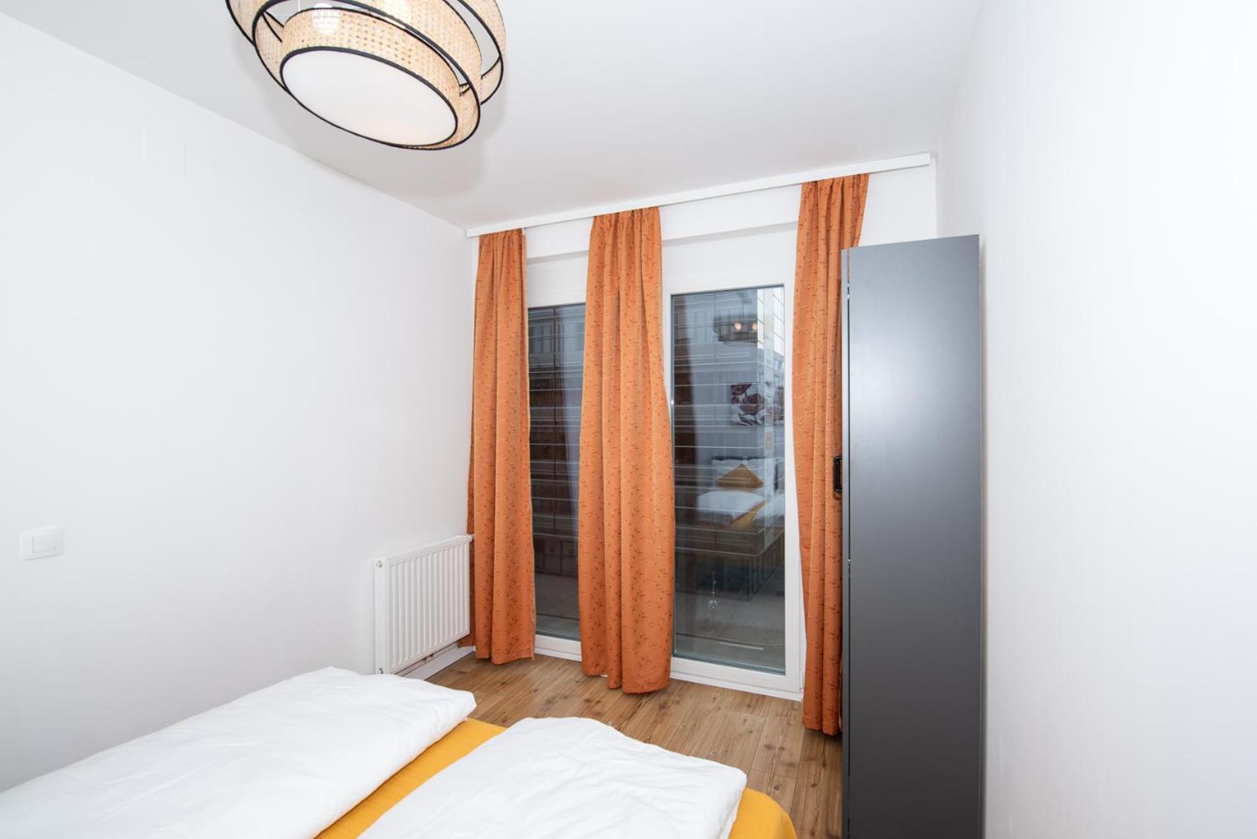 Lipi Apartment Wina Bagian luar foto